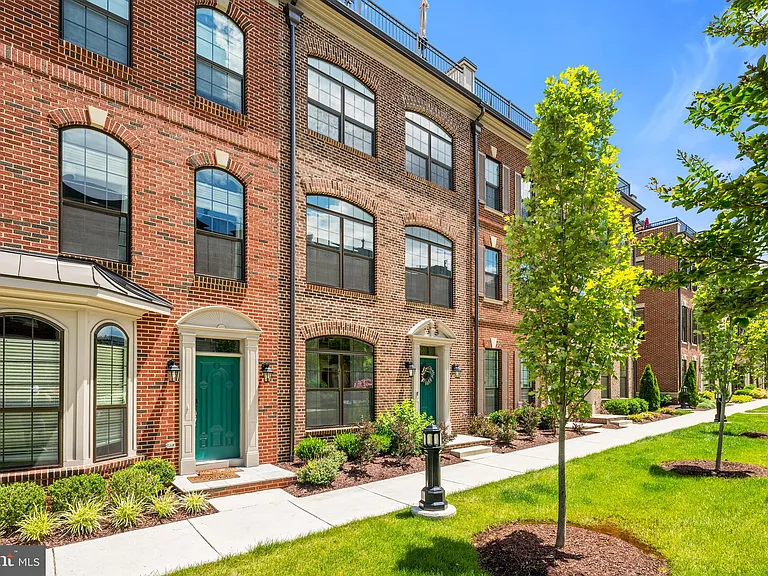 605 Skiff Way — Photo 33