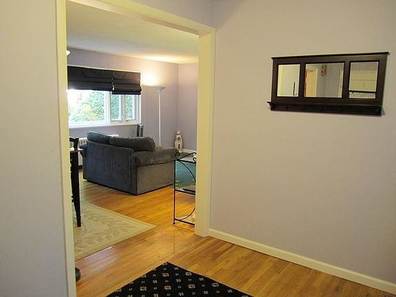 3rd image of 74 Lawrence Ct APT A
