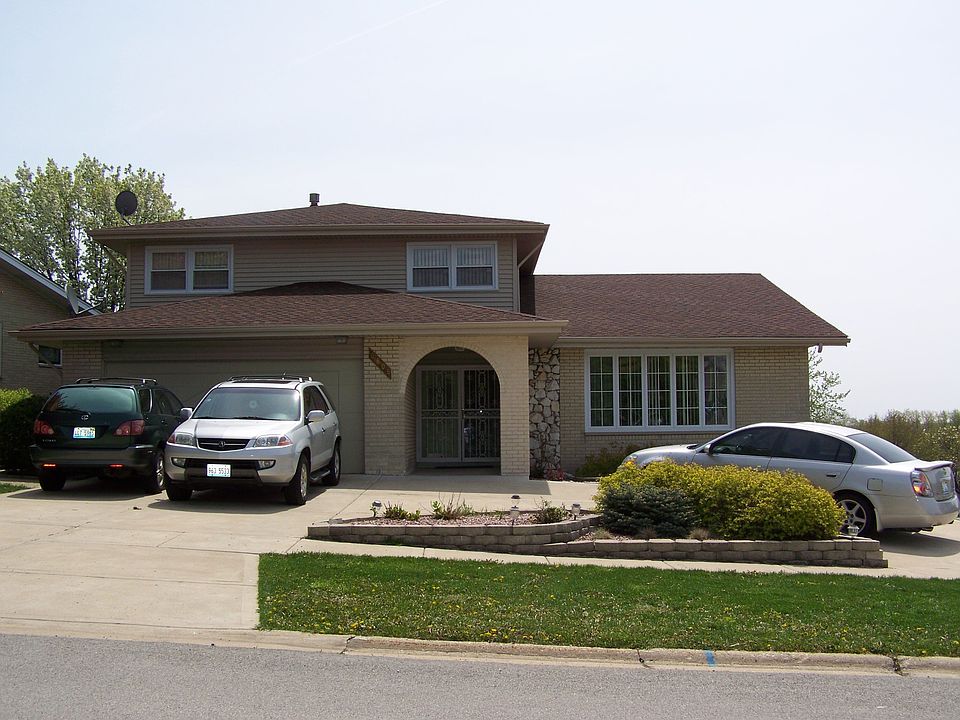 2nd image of 8605 Breckenridge Dr