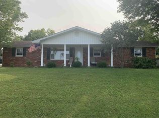 101 Meadowview Ests, Mitchell, IN 47446