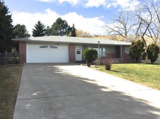 1904 Sun River Rd, Great Falls, MT 59404