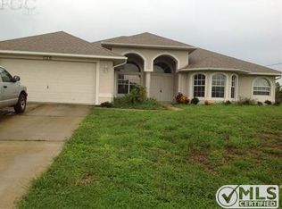 358 Glenridge Dr, Lehigh Acres, FL 33974