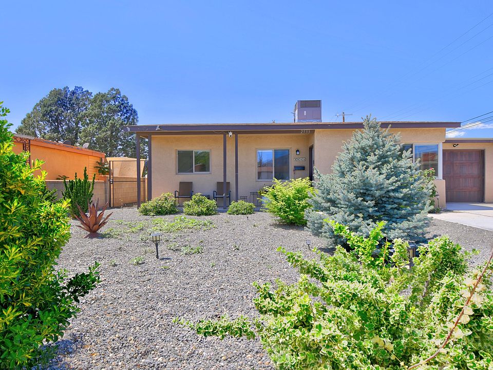 1st image of 2533 La Veta Dr NE