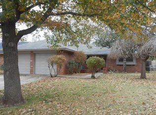 816 Jupiter Rd, Edmond, OK 73003