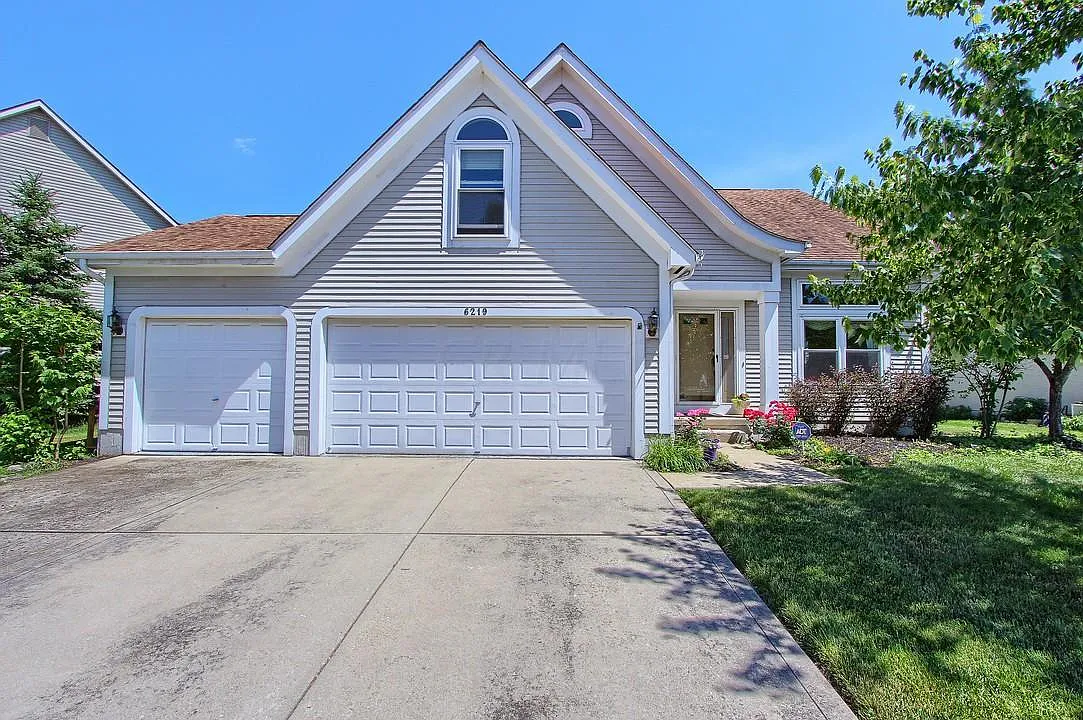 6219 Meriden Ct photo 1