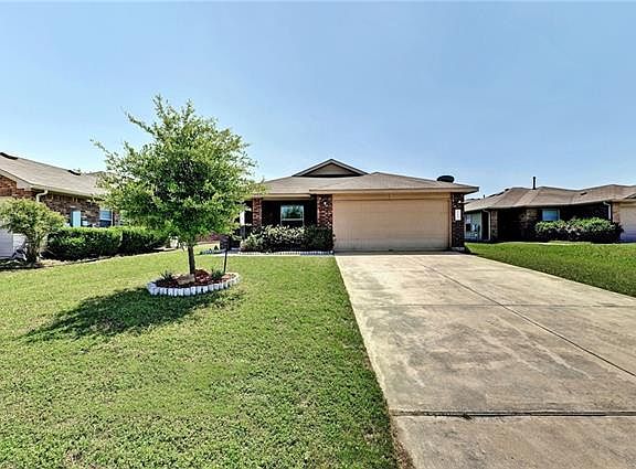 2nd image of 17713 Majestic Elm Ln
