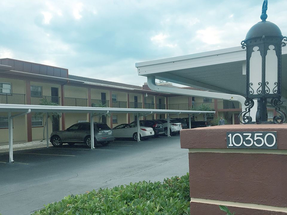 1st image of 10350 Imperial Point Dr W APT 4
