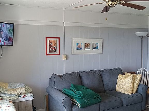 5th image of 18135 Earle Brown Dr #D-5