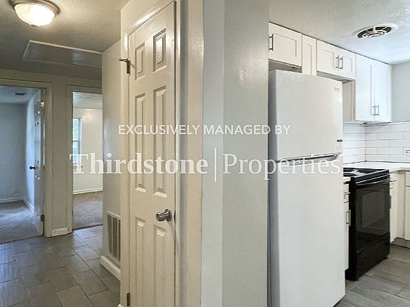 5th image of 3146 Nolan St