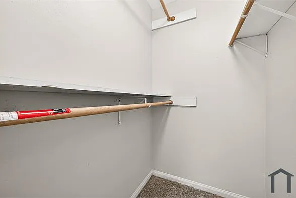 10402 Permian Dr — Photo 3