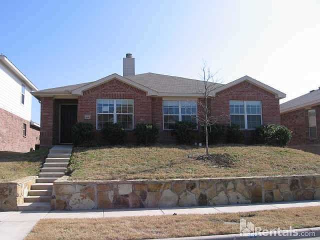 1st image of 2037 Barclay Dr