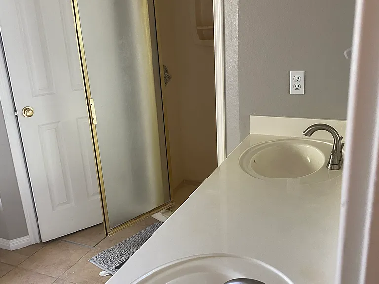 823 Crested Butte Dr — Photo 10