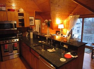 11 Adams St, Somerville, MA 02145