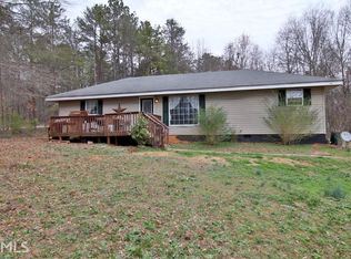 5374 W G Robinson Rd, Gainesville, GA 30506
