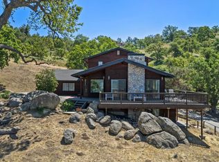 27400 Oakflat Dr, Tehachapi, CA 93561