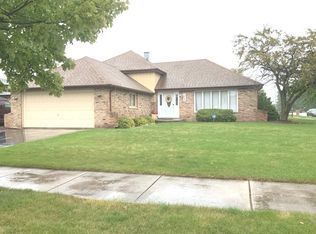 19255 Ada St, Lansing, IL 60438