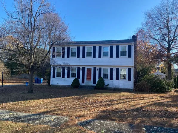 20 Gregory Ln, West Springfield, MA 01089