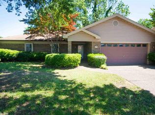 102 Hampton Cv, Jacksonville, AR 72076