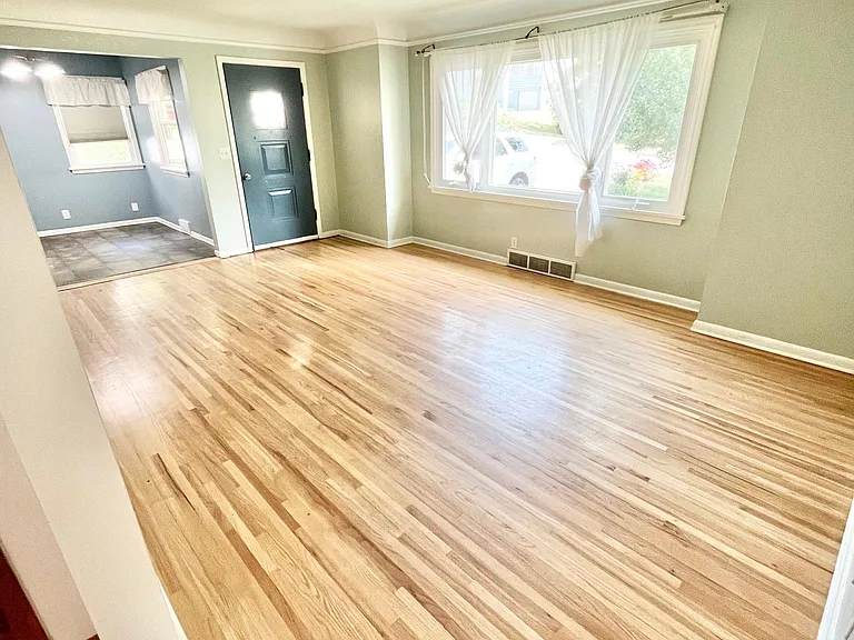 6762 Western Ave — Photo 3