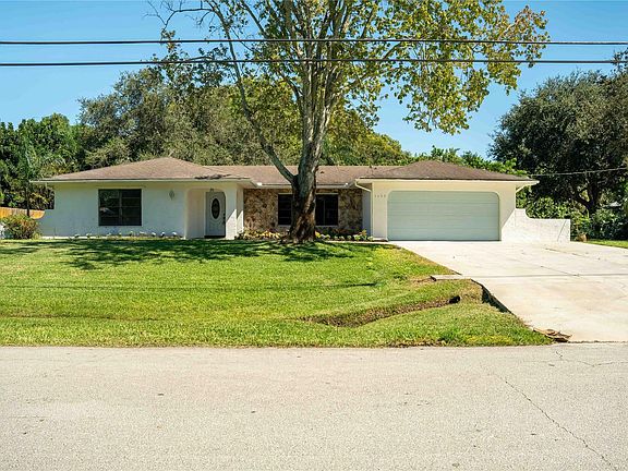 3rd image of 2409 SE Delano Road