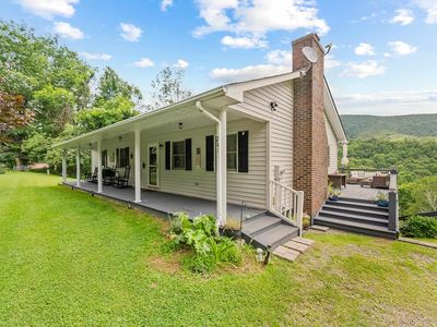 243 Winterplace Ln, Independence, VA, 24348