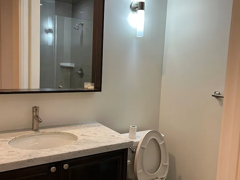 100 Harrison Garden Blvd #GPH23 — Photo 4