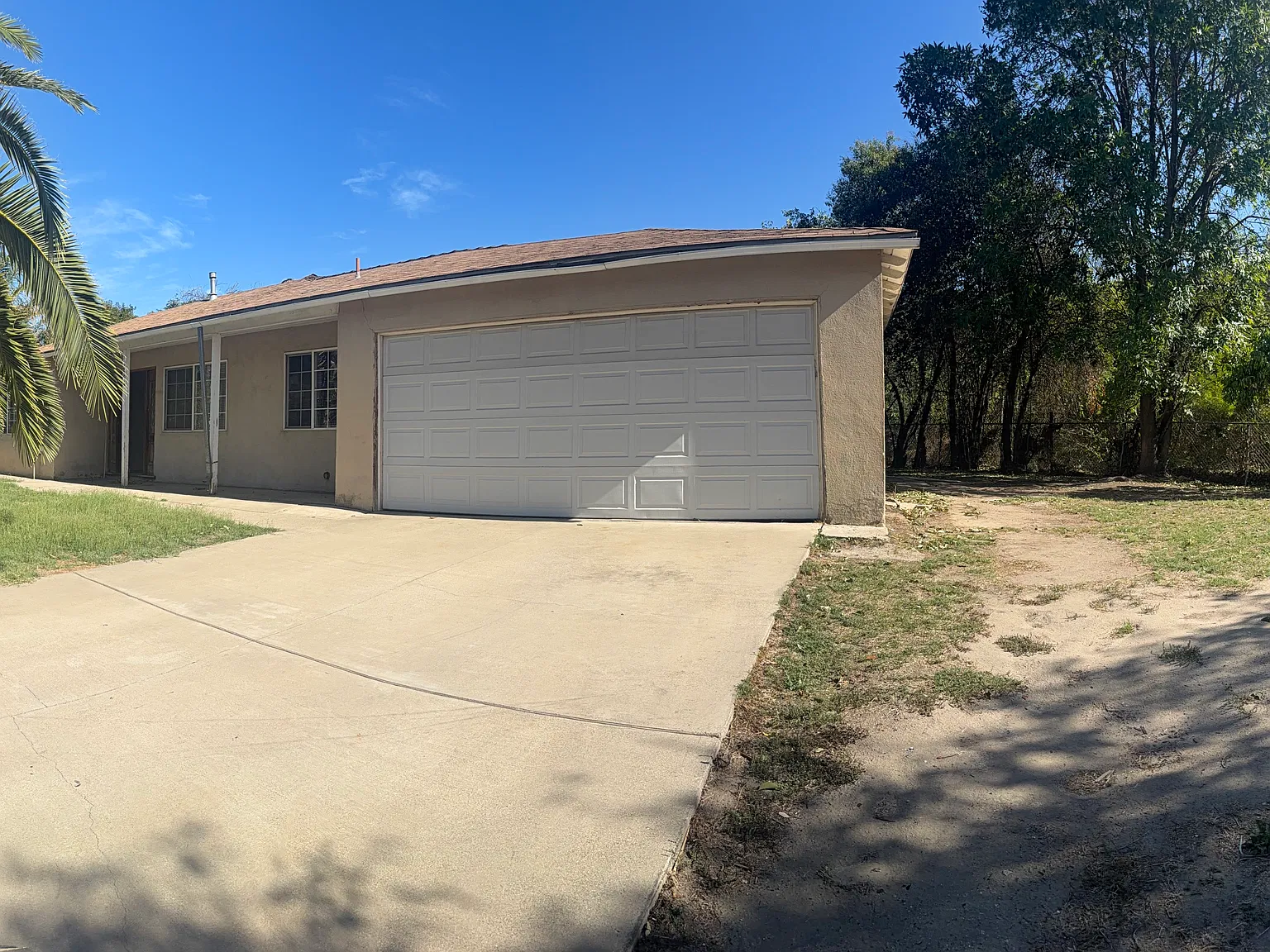 3 bed, 995 sqft, $3,195 — Photo 4