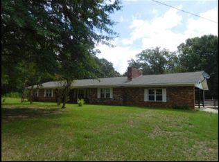 355 Albritton Ln, Wetumpka, AL 36093