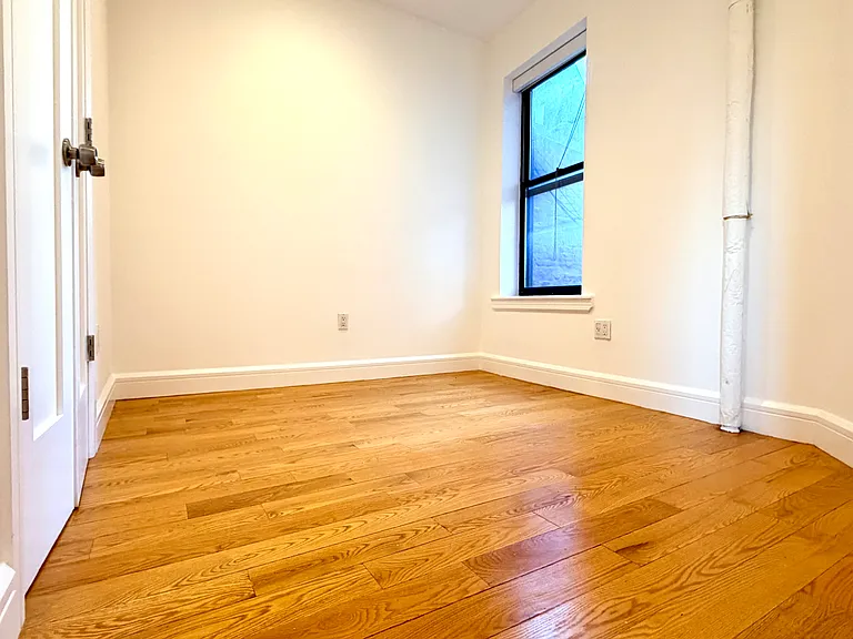24 Charles St #11 — Photo 6