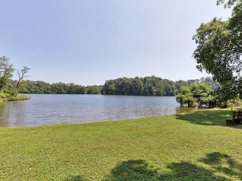2nd image of 57 Beaver Dam Rd