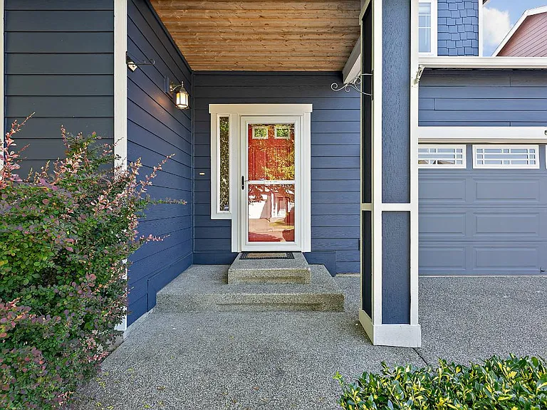 9966 Dain St SE — Photo 2