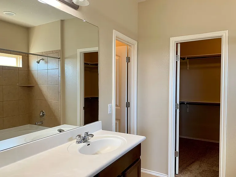 17208 Bridgefarmer Blvd — Photo 11