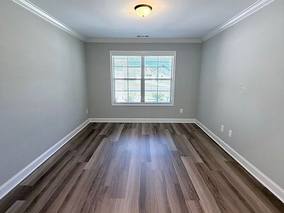 5th image of 219 Otters Ridge Dr