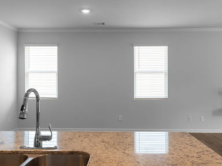 59 Berkeley Trce — Photo 16
