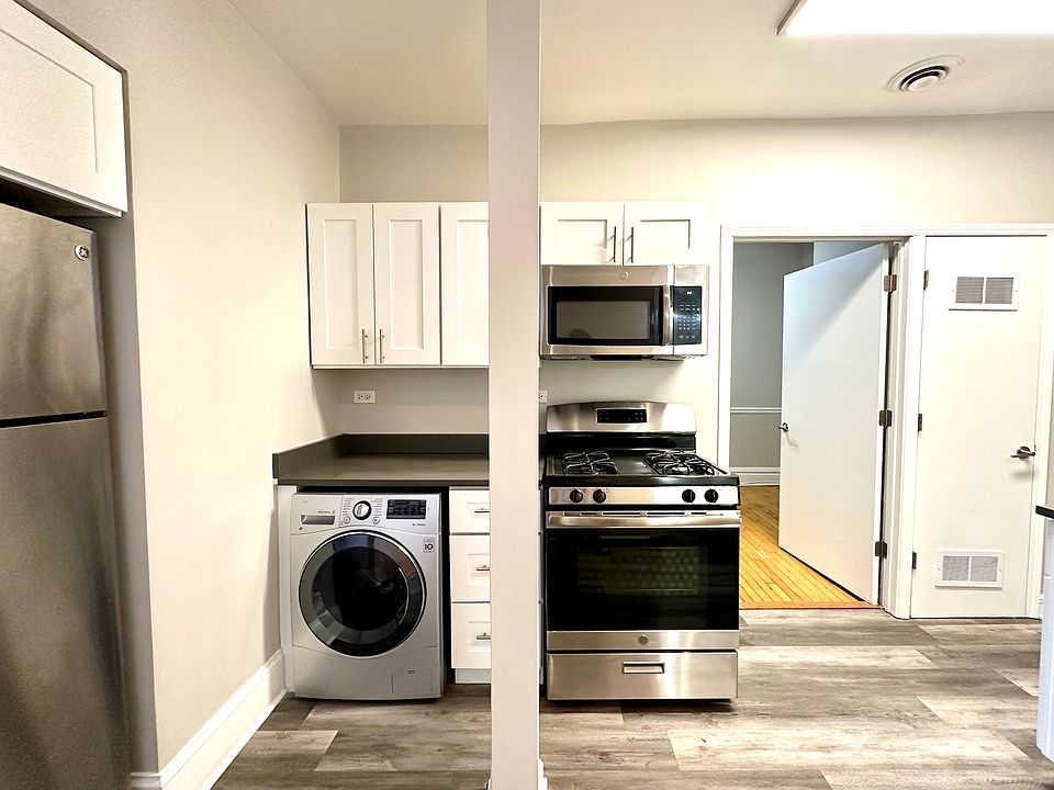 1st image of 2801 W Logan Blvd APT 1R