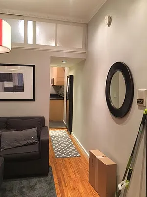 Rented by Bank Neary | media 99