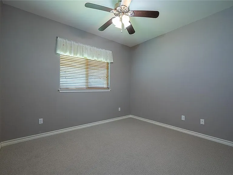 7205 Lake Placid Dr — Photo 13