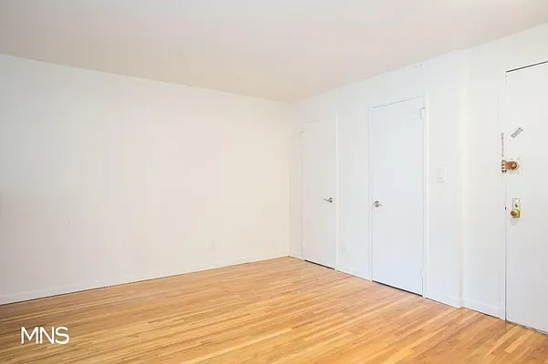 Rented by MNS Marketing | media 12