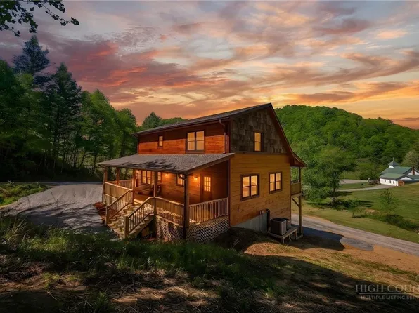 176 Apple Cove Road, Banner Elk, NC 28604