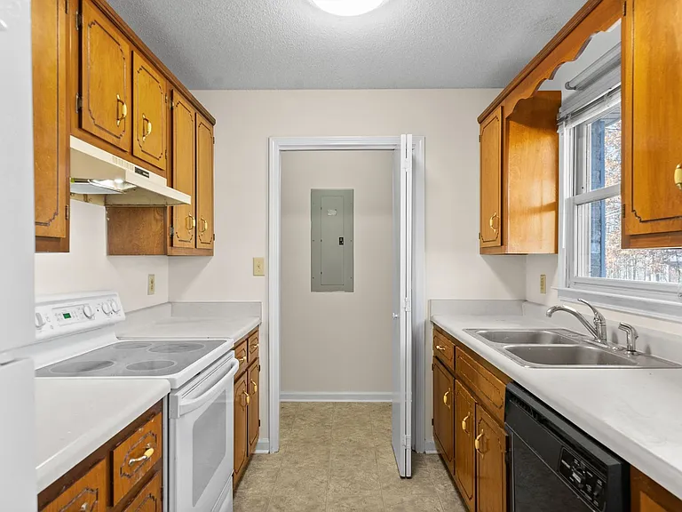 248 Quail Ridge Rd — Photo 12