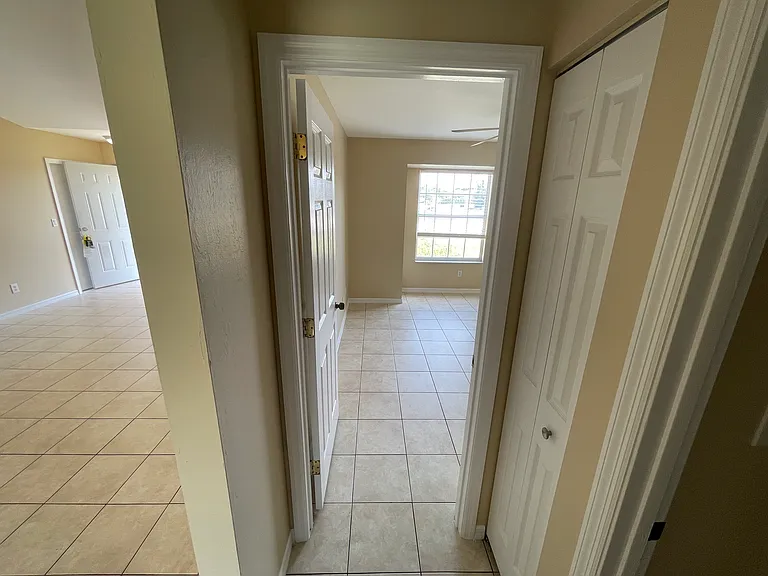 8259 Caloosa Rd — Photo 20