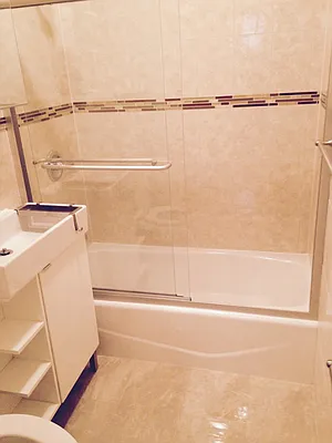 Rented by Realty 2000 Corp | media 33