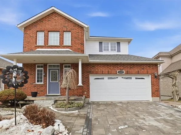 640 Munich Cir, Waterloo, ON N2V 2L6