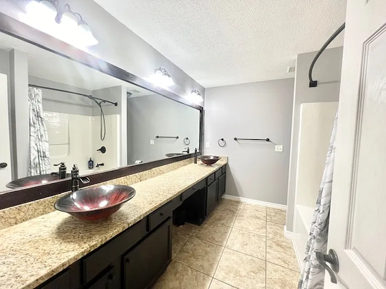 655 County Line Rd — Photo 16