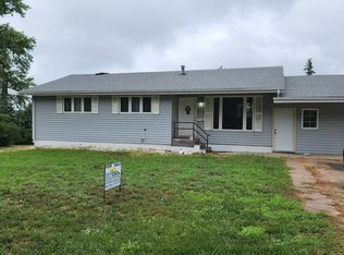 504 Pryor St, Farwell, NE 68838