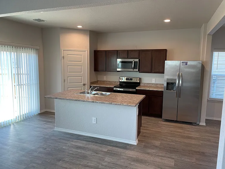 13112 Candace Way — Photo 5