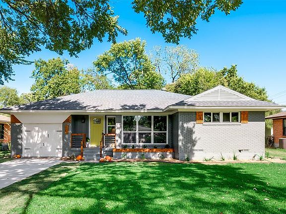 2nd image of 702 Scottsdale Dr