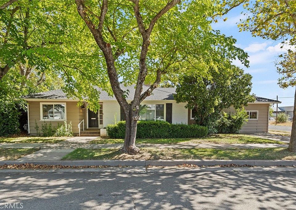 1st image of 545 Cedar St