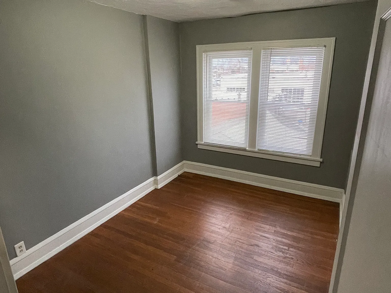 3 bed, 1100 sqft, $1,465 — Photo 4