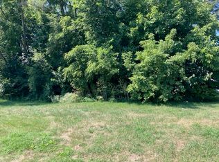142 E 32nd St, Holland, MI 49423